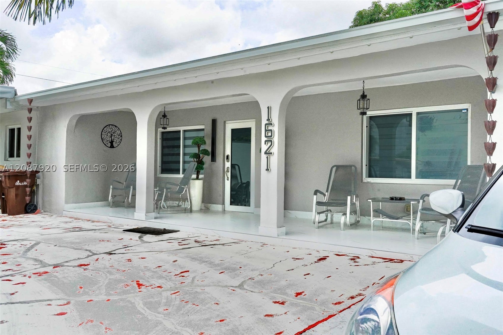 Hialeah photo 2