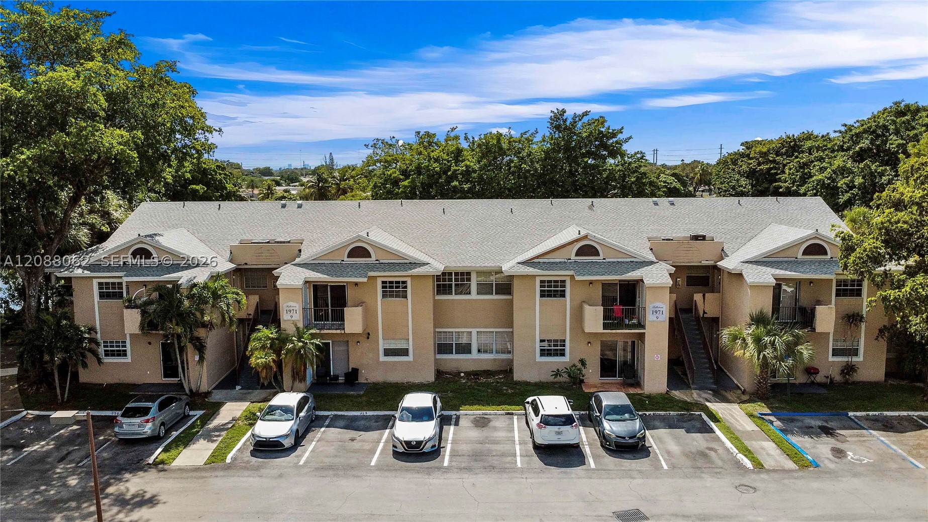 Pembroke Pines photo 2