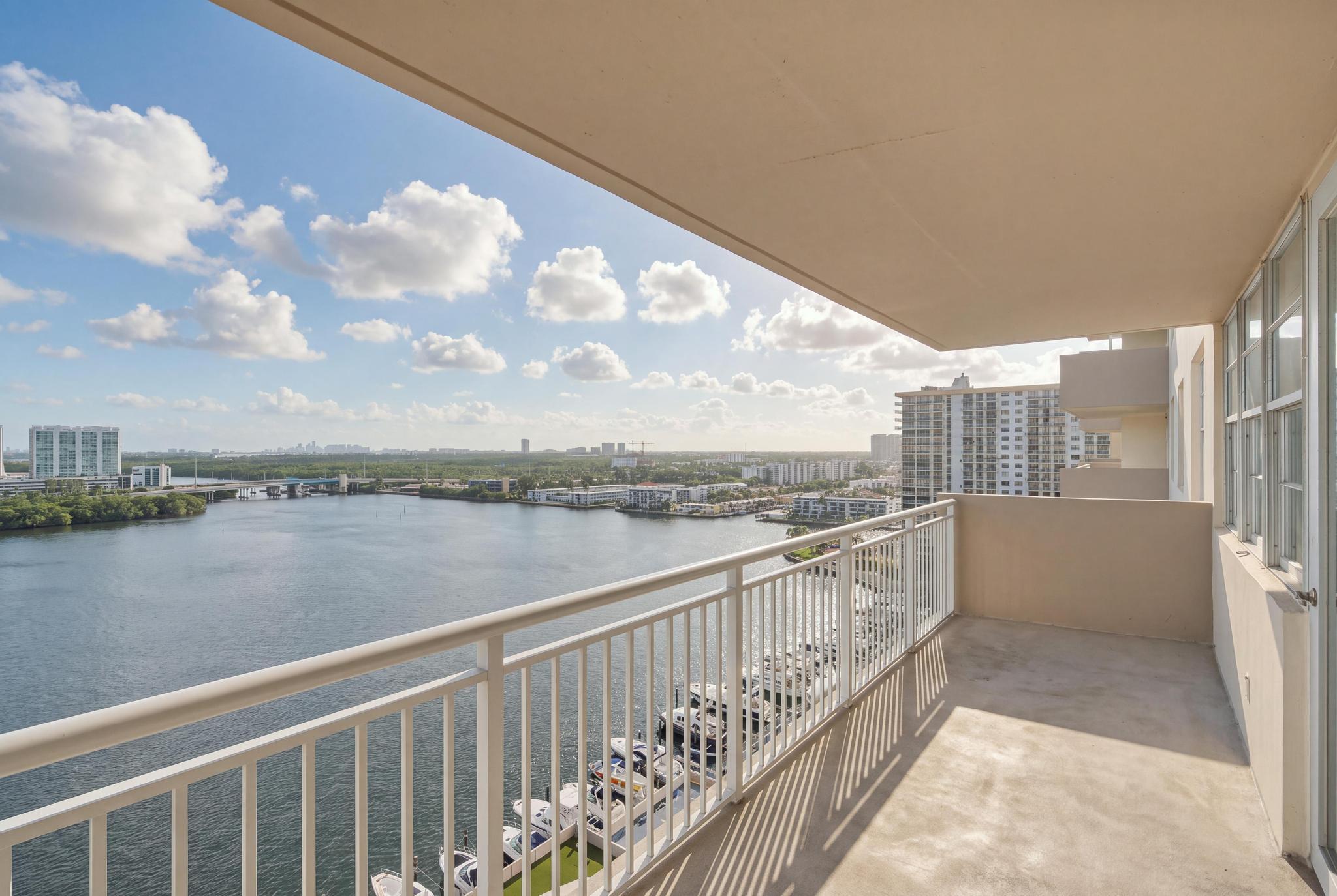 Sunny Isles Beach photo 3