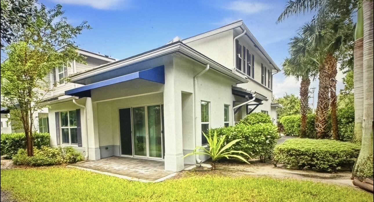 Palm Beach Gardens photo 3
