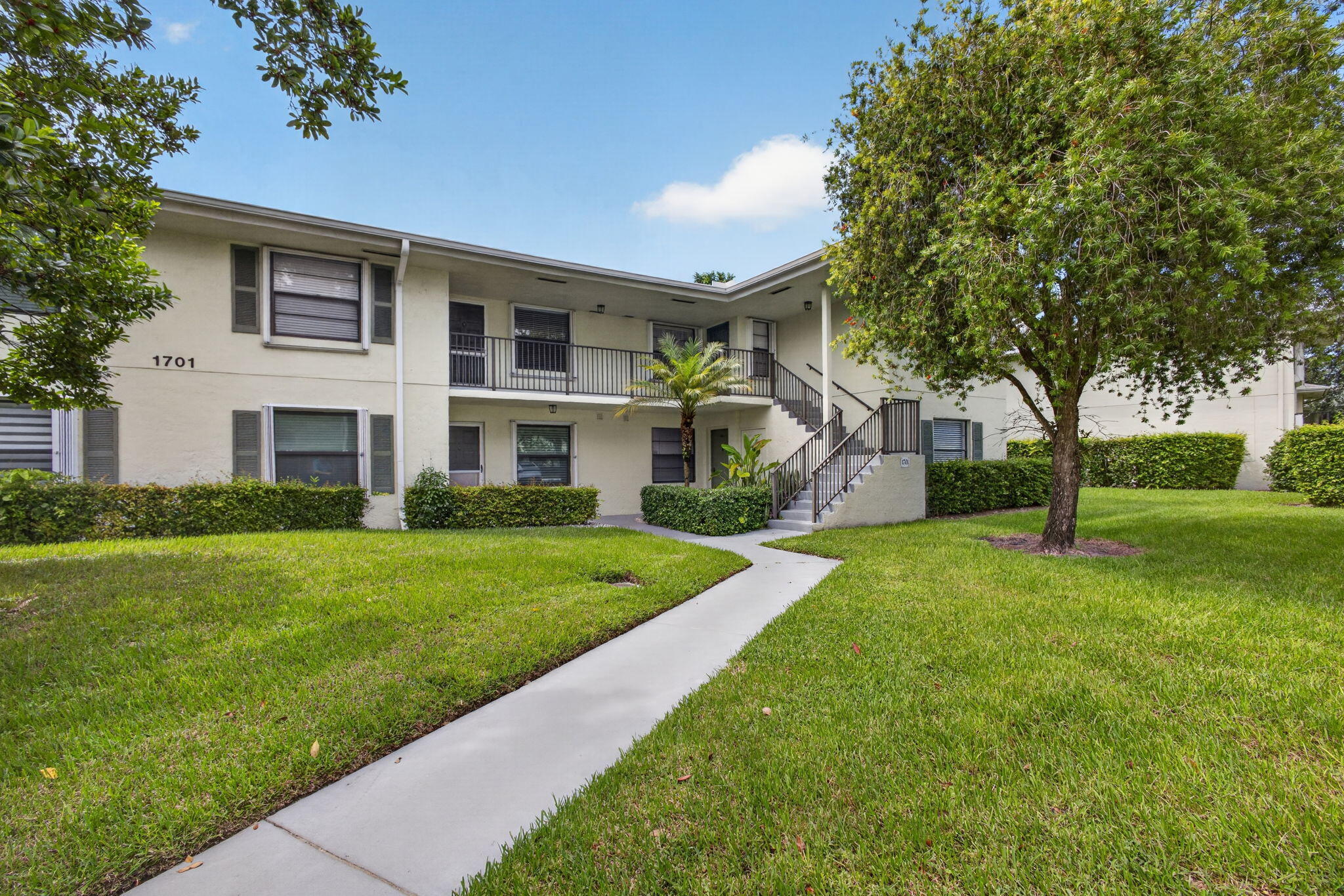 Palm Beach Gardens photo 2