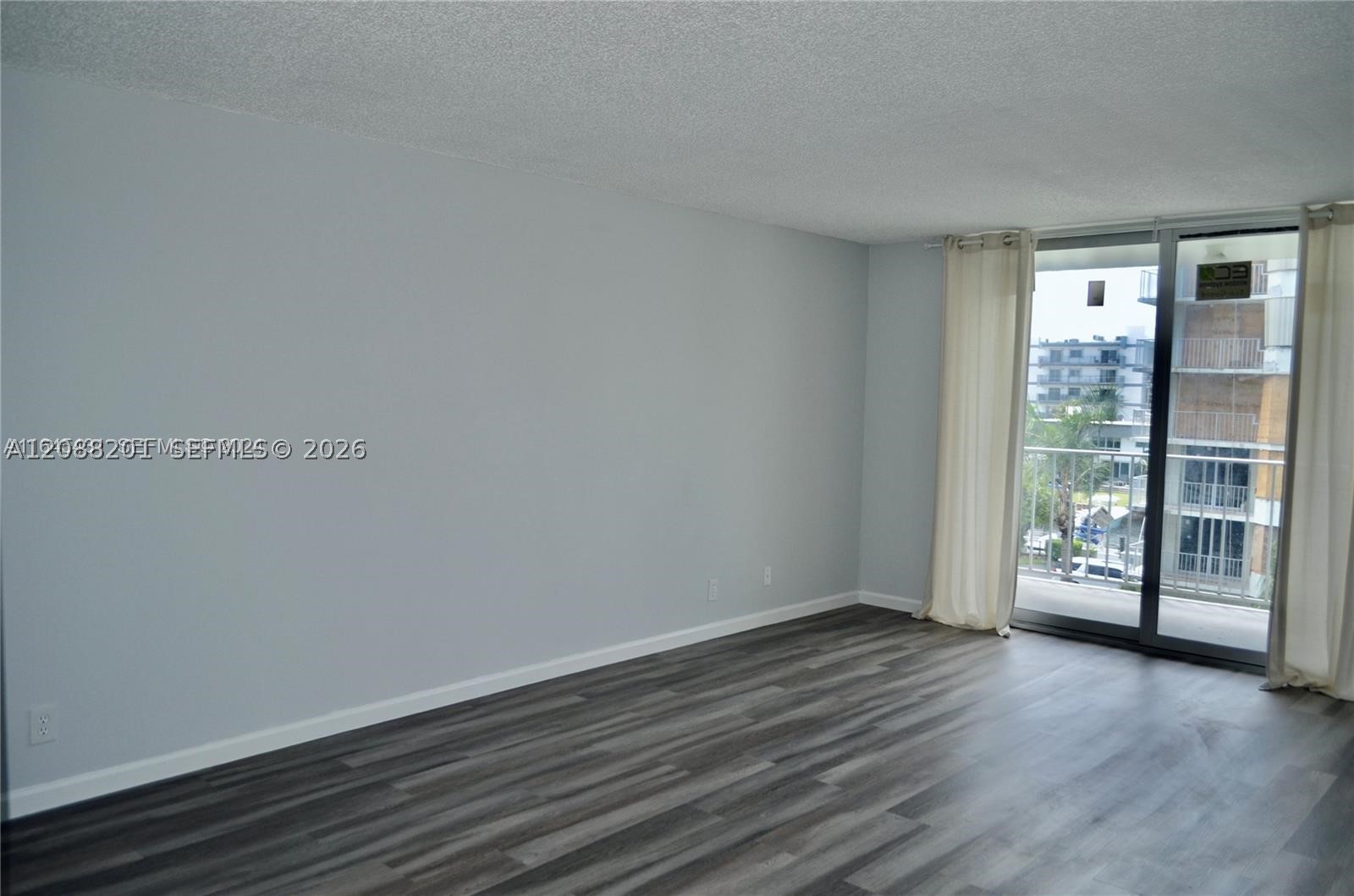 North Miami Beach photo 4
