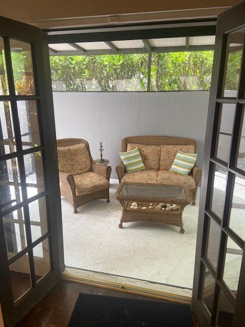 South Miami photo 2
