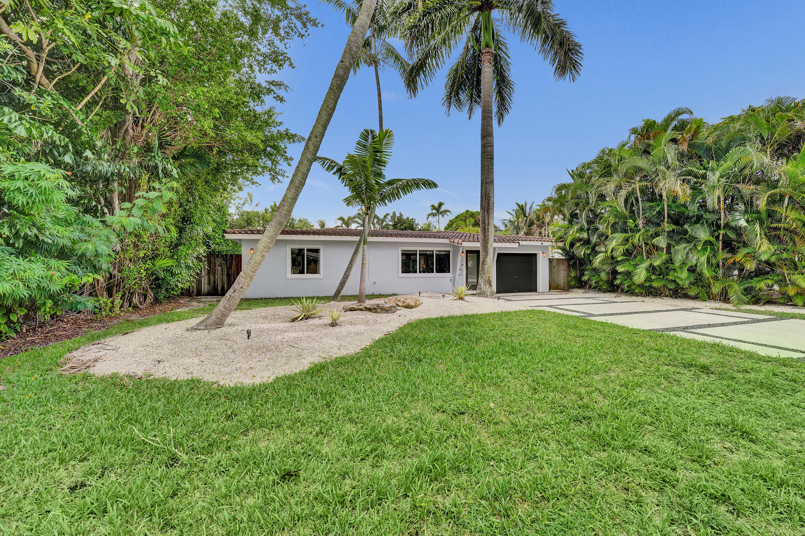 Wilton Manors photo 3