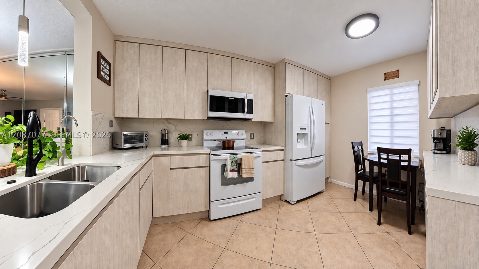 Pembroke Pines photo 5