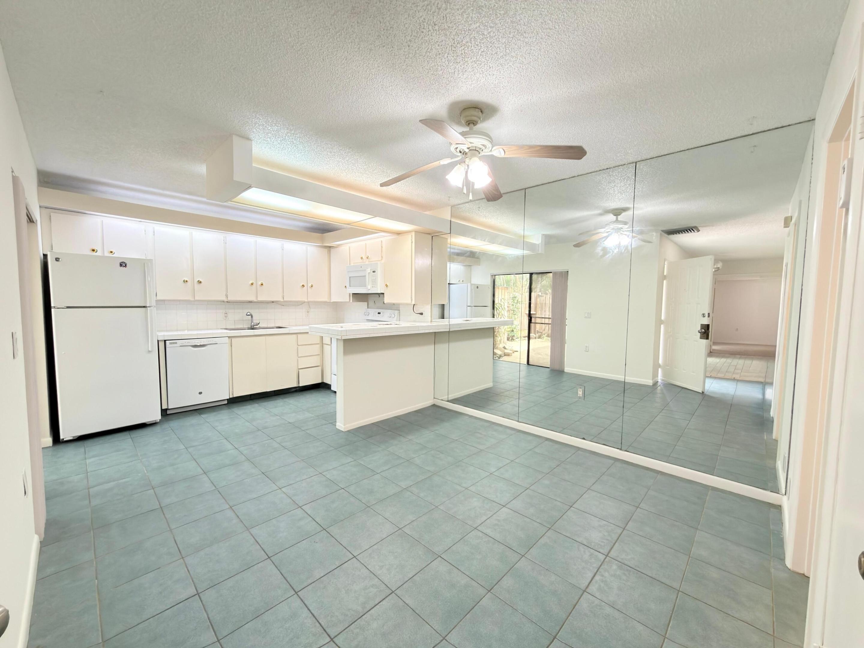 Palm Beach Gardens photo 3