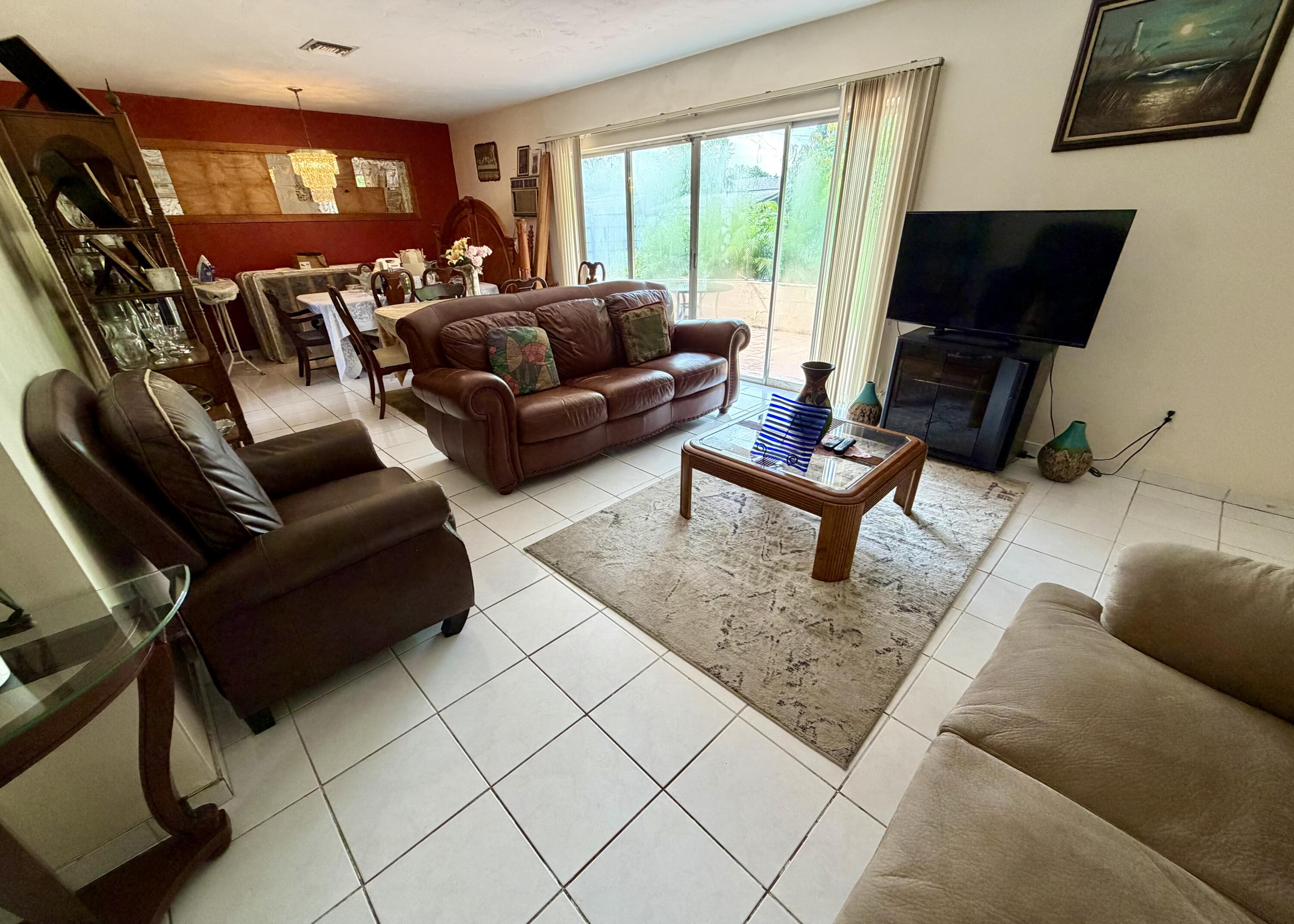 Miami Gardens photo 3