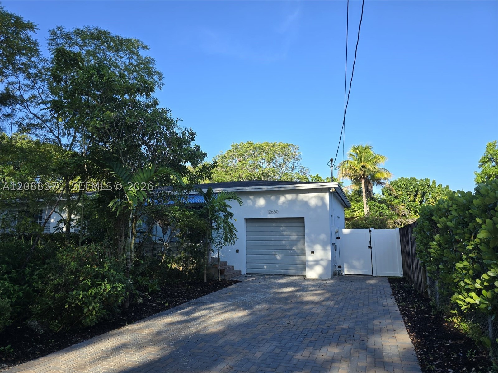 North Miami photo 2