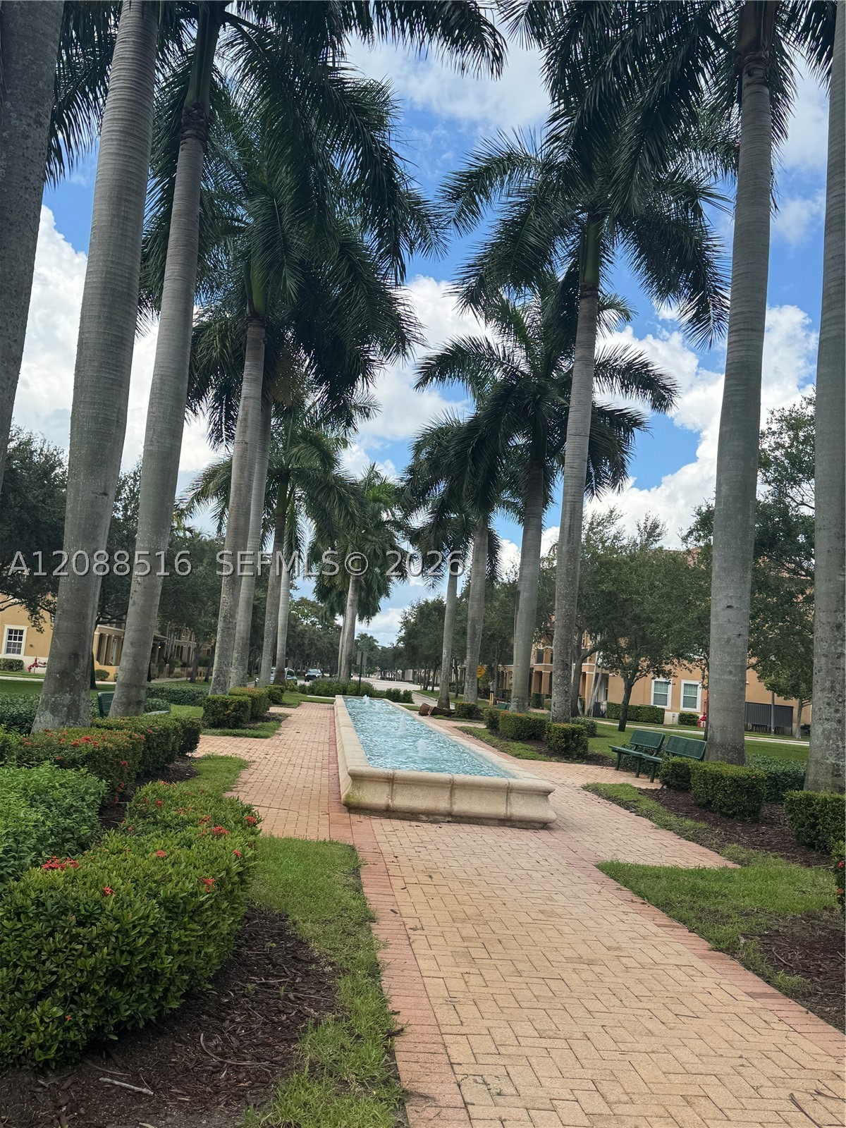 Pembroke Pines photo 3