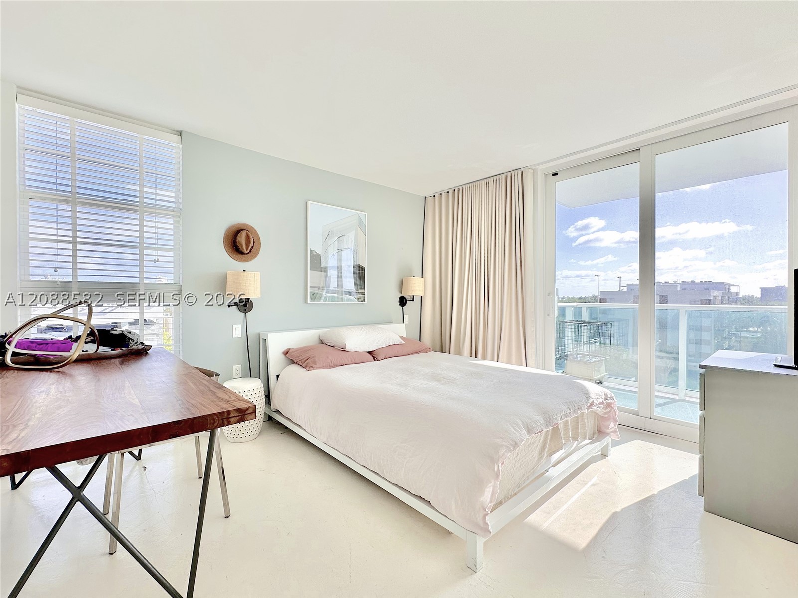 Miami Beach photo 2