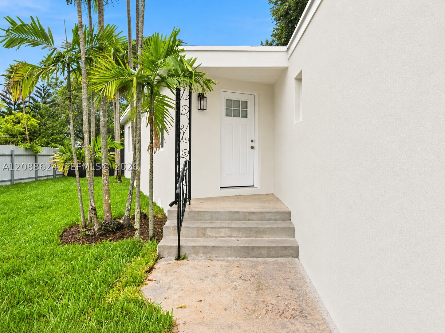North Miami photo 2