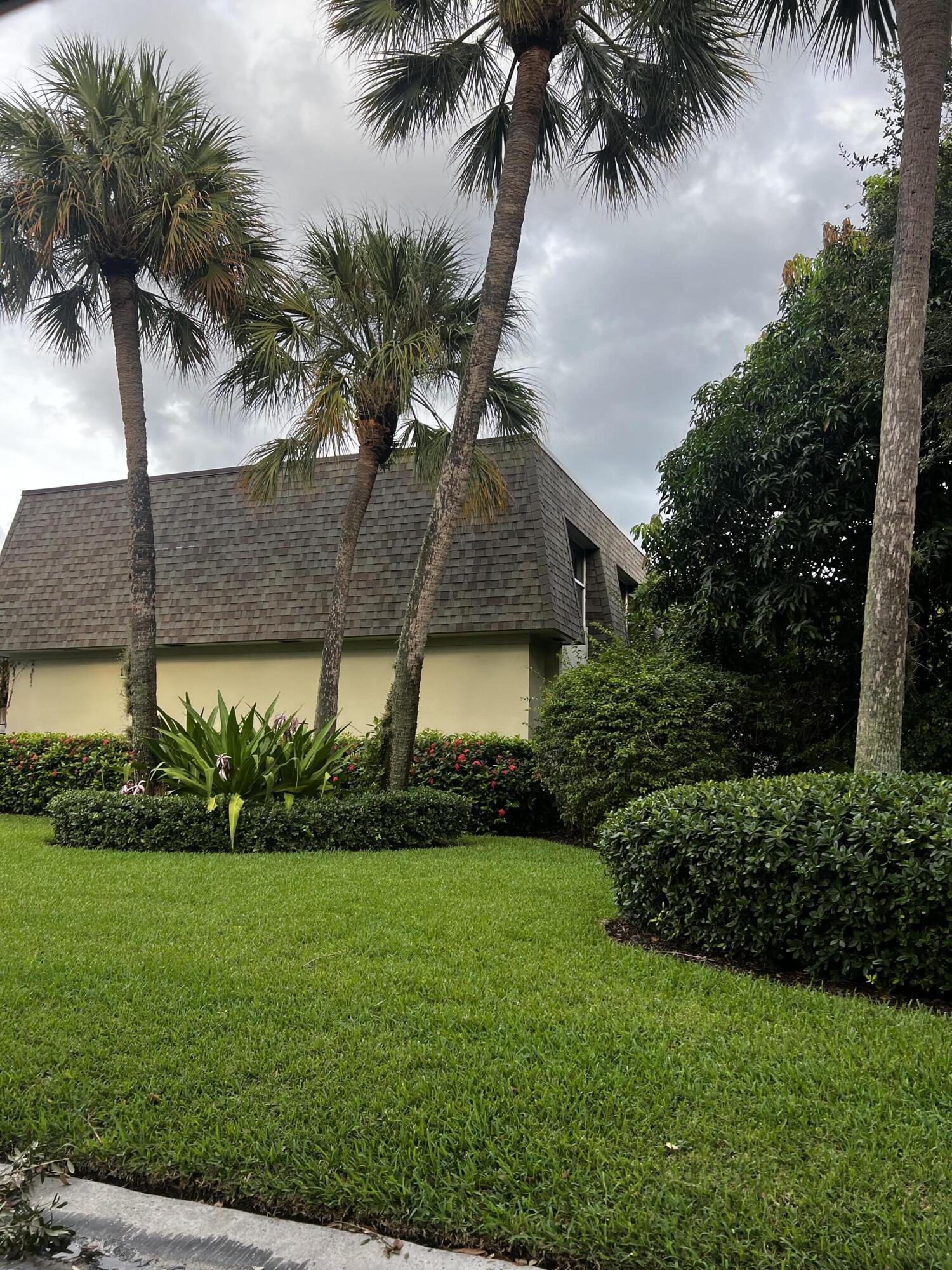 Palm Beach Gardens photo 3