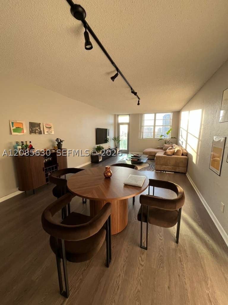 Sunny Isles Beach photo 2