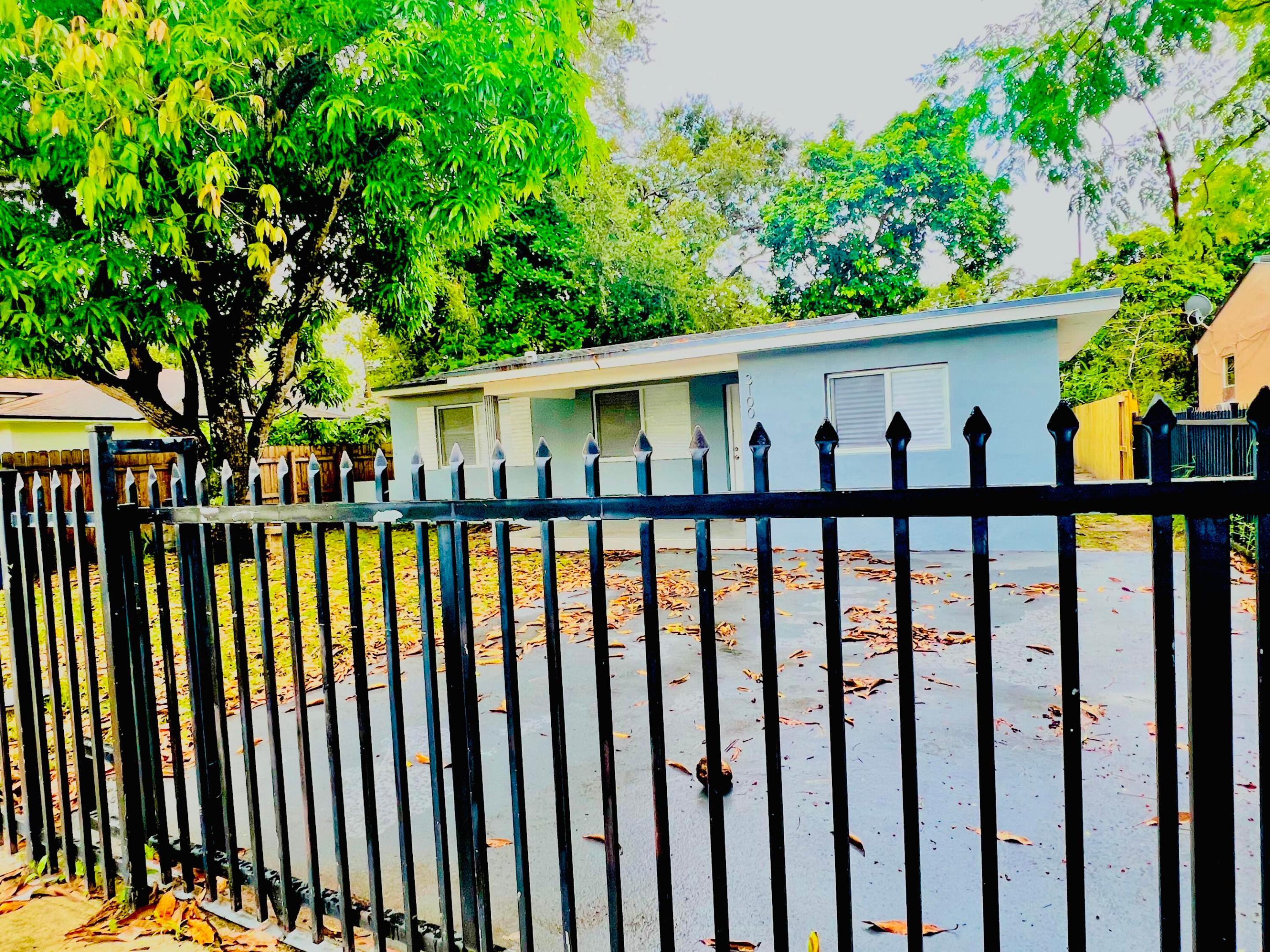 Miami Gardens photo 2