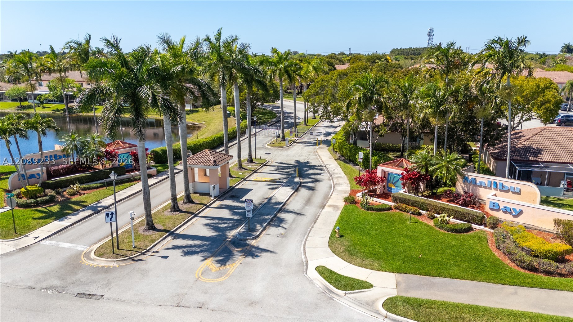Pembroke Pines photo 3
