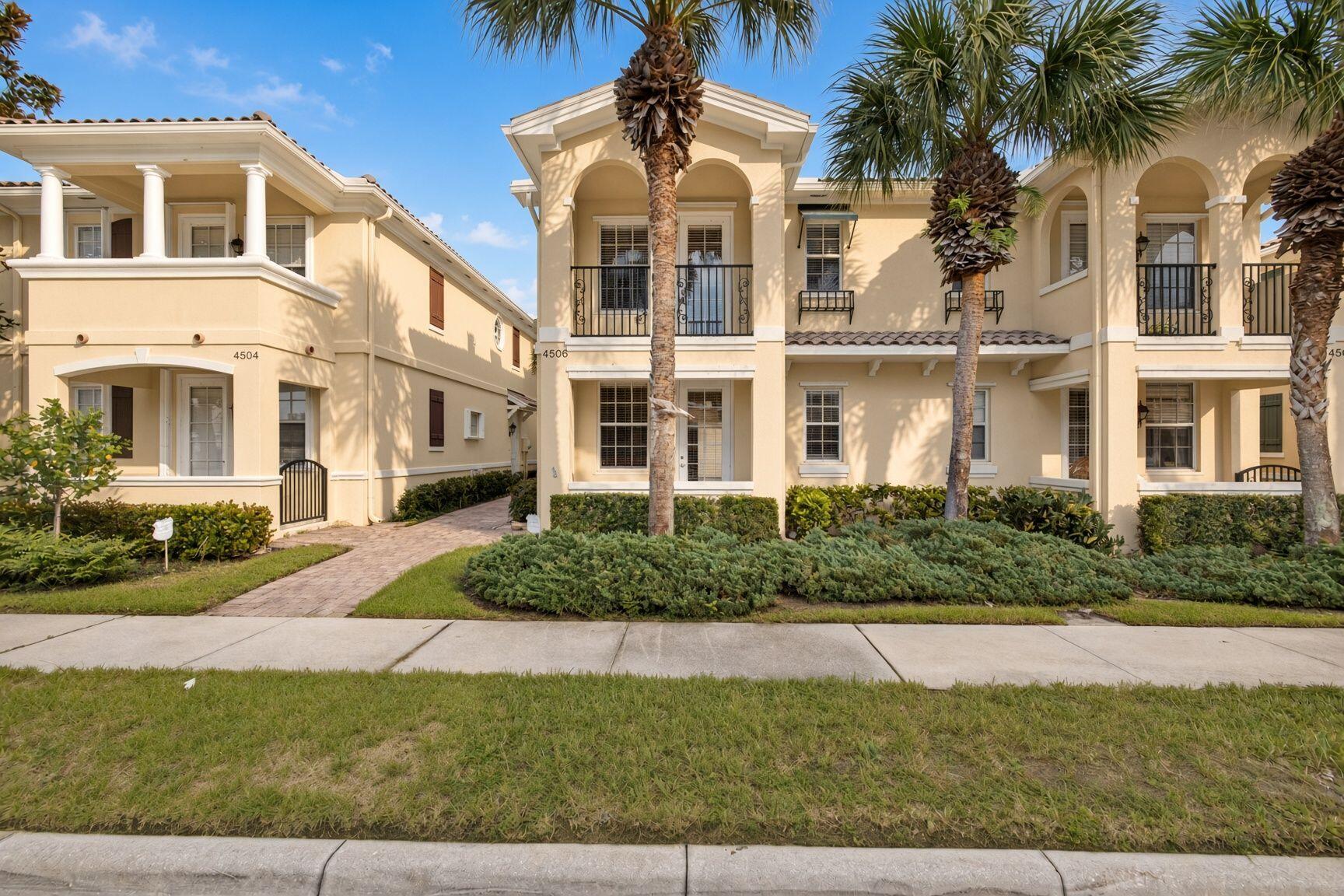 Palm Beach Gardens photo 2