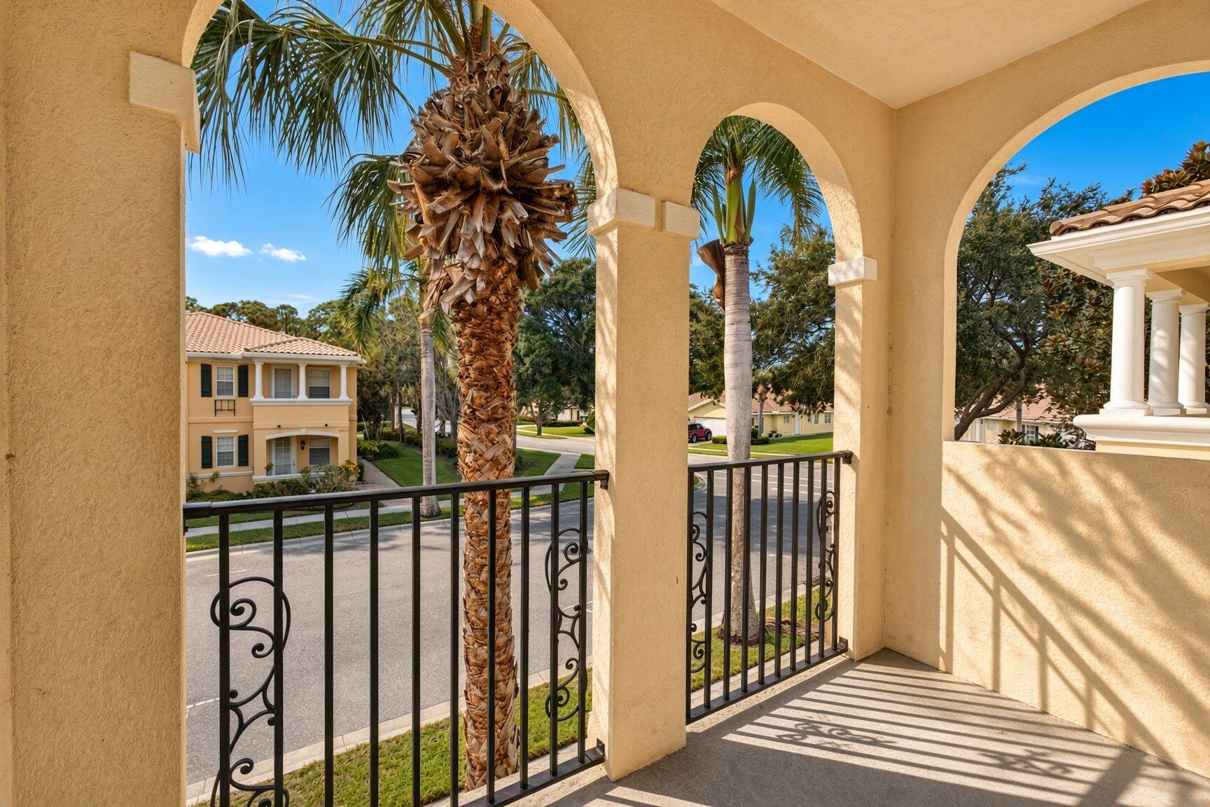 Palm Beach Gardens photo 3