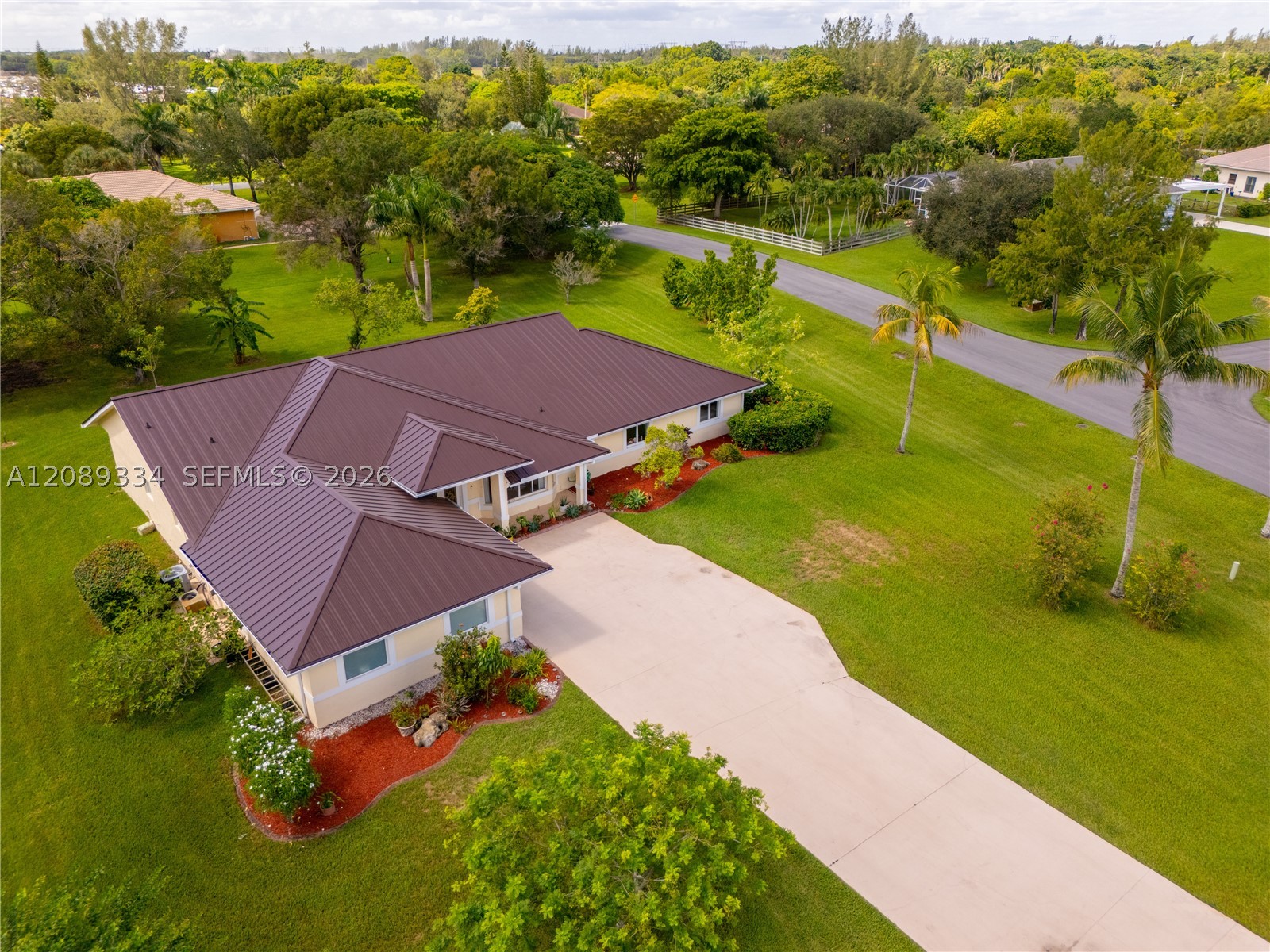 Pembroke Pines photo 4