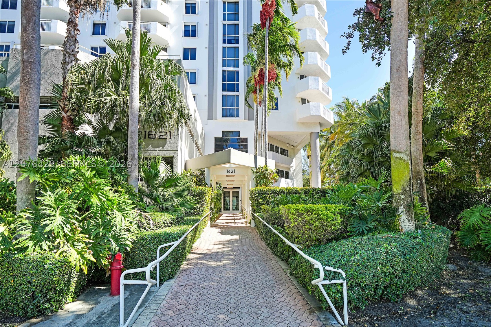 Miami Beach photo 2