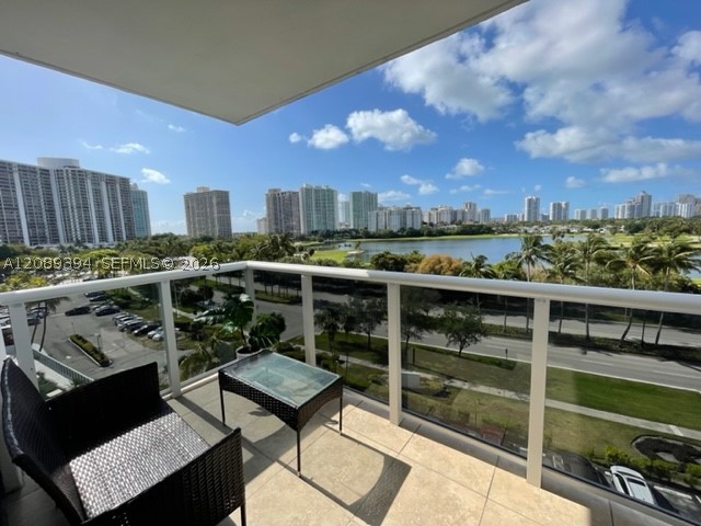 Aventura photo 2