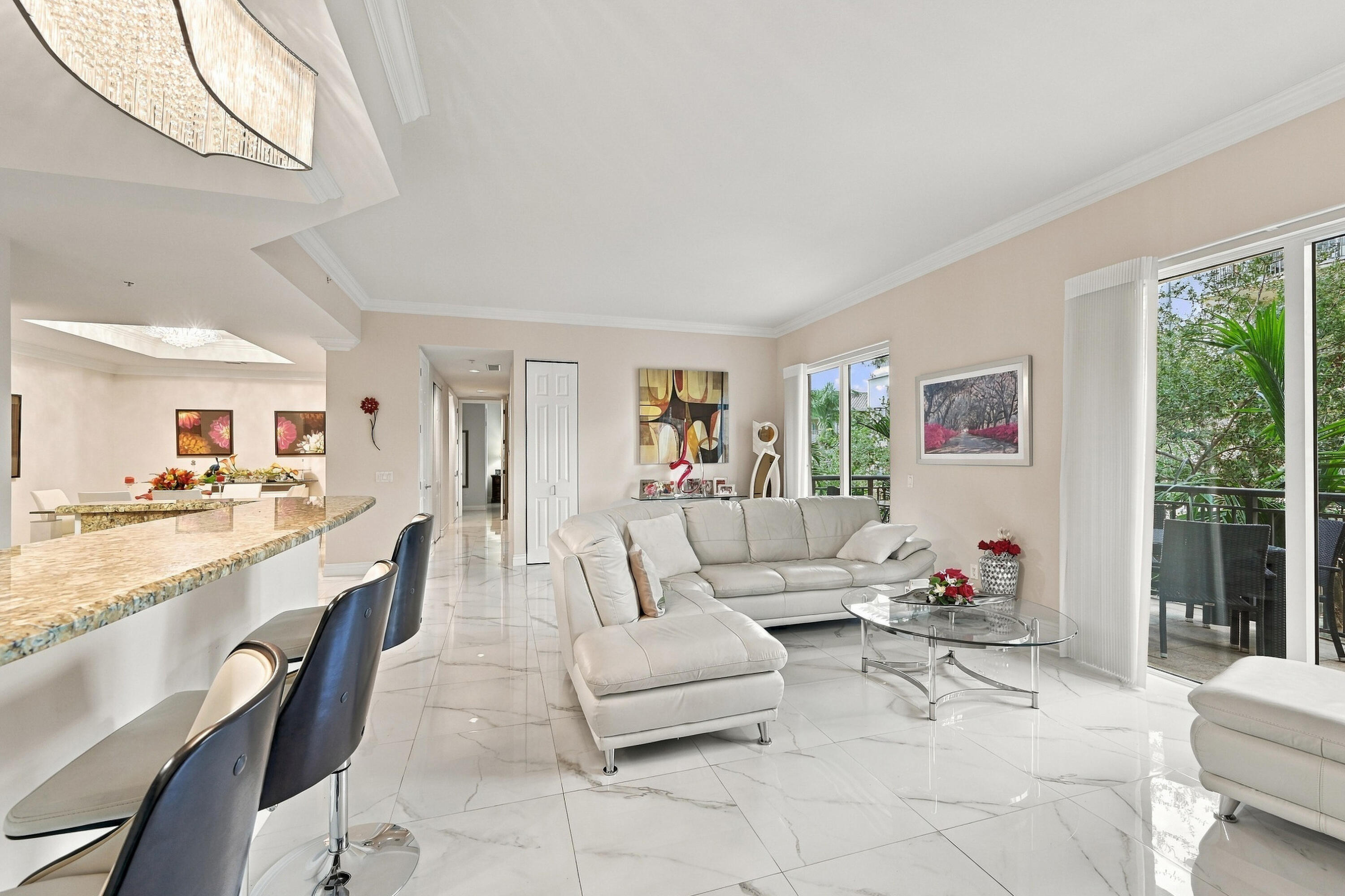 Wilton Manors photo 4