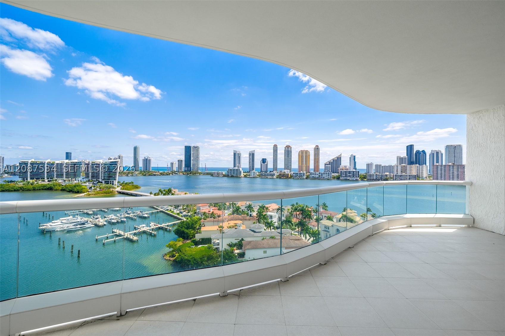 Aventura photo 5