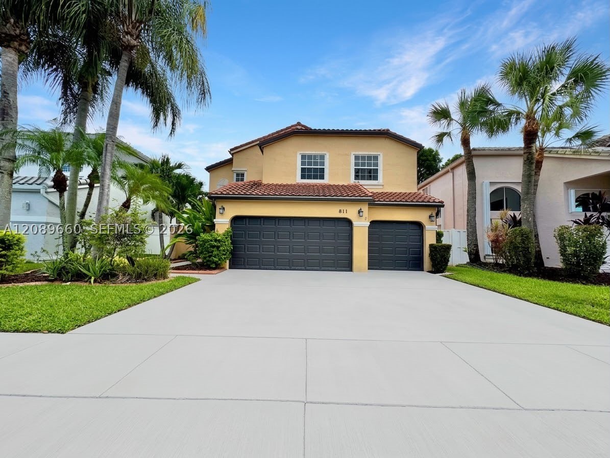 Pembroke Pines photo 2