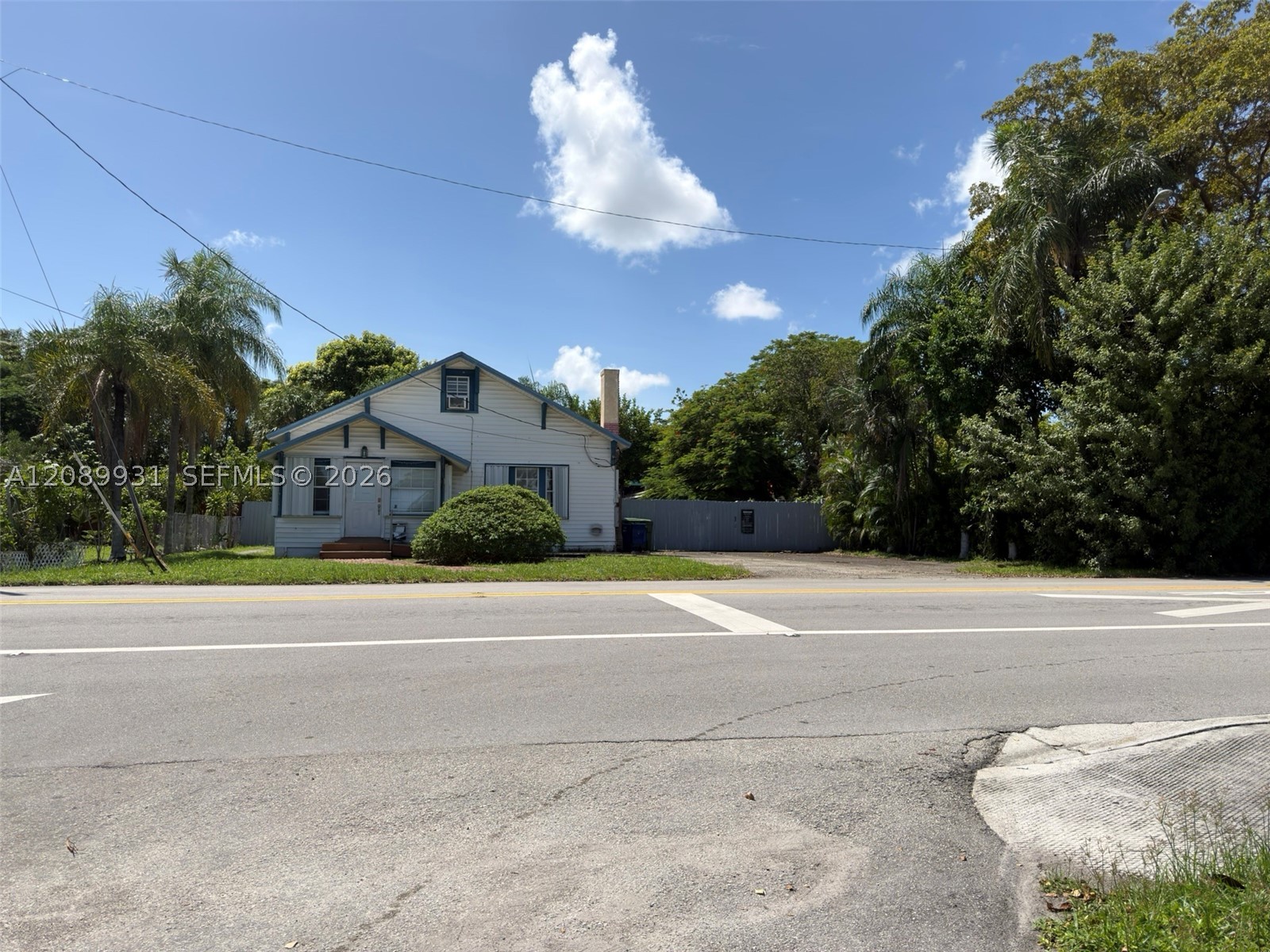Hallandale Beach photo 4