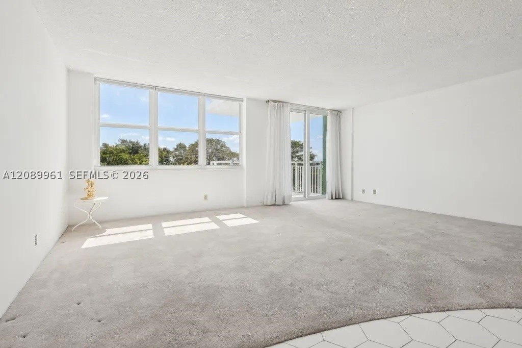 North Miami photo 3