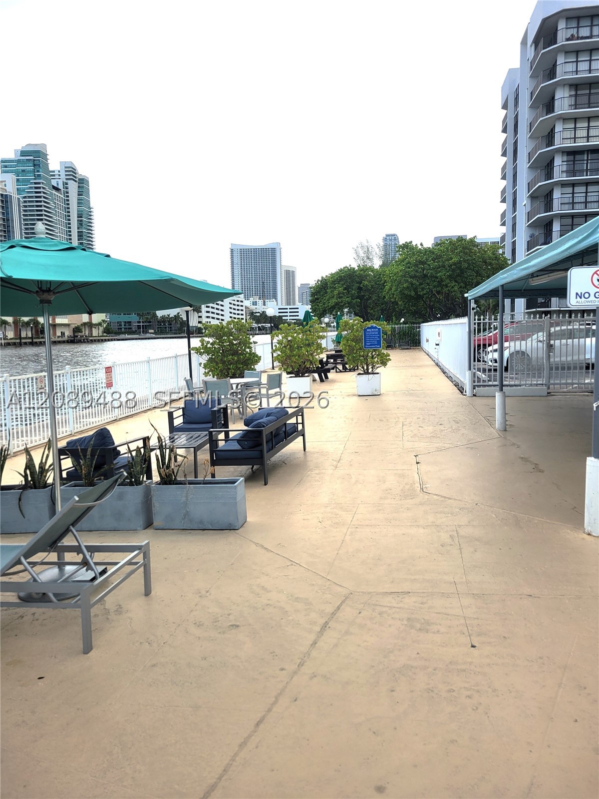 Hallandale Beach photo 4