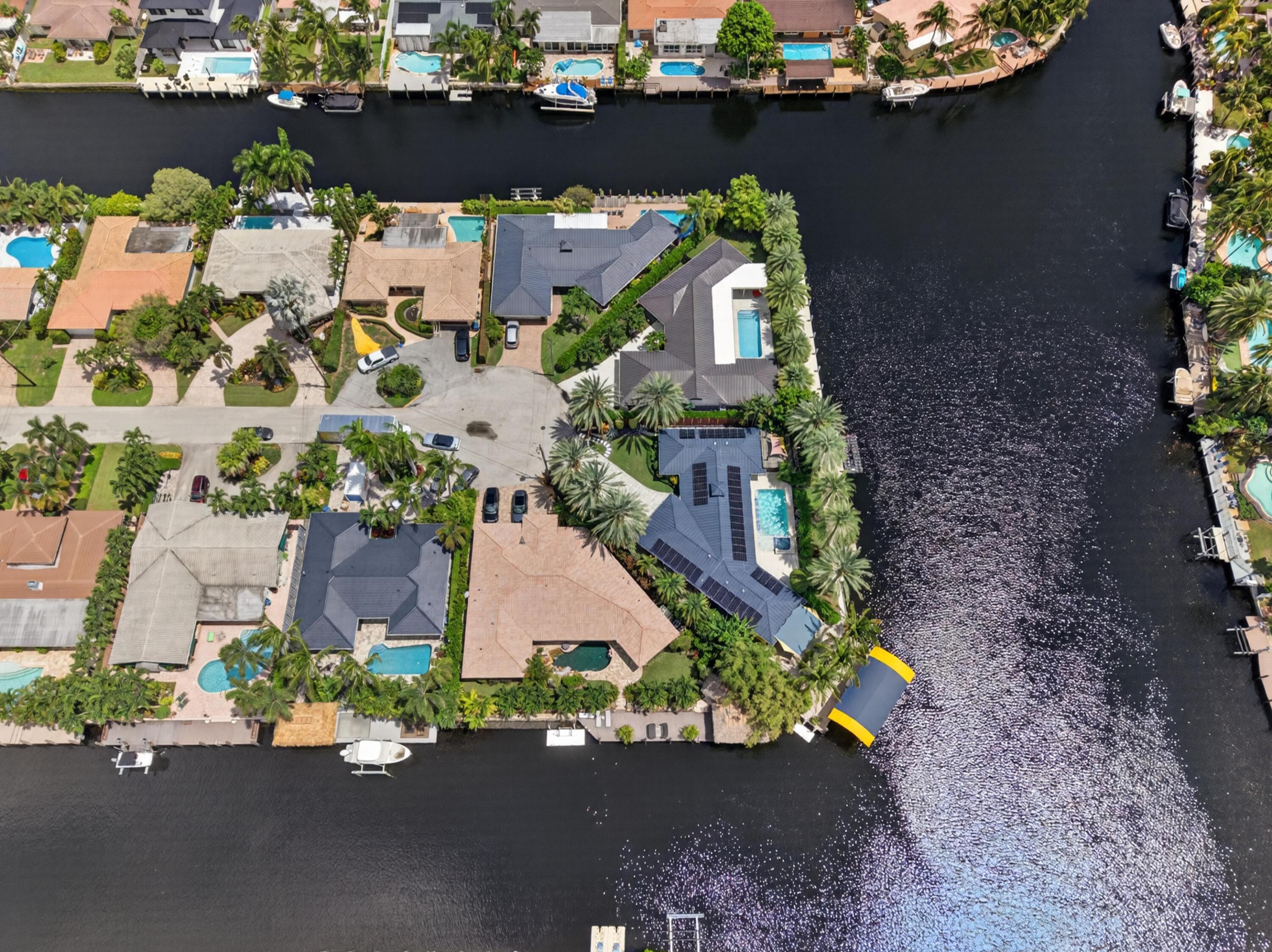 Wilton Manors photo 4