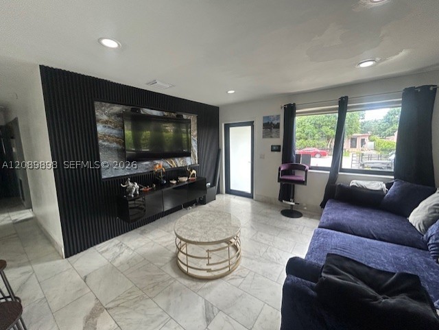 North Miami Beach photo 3