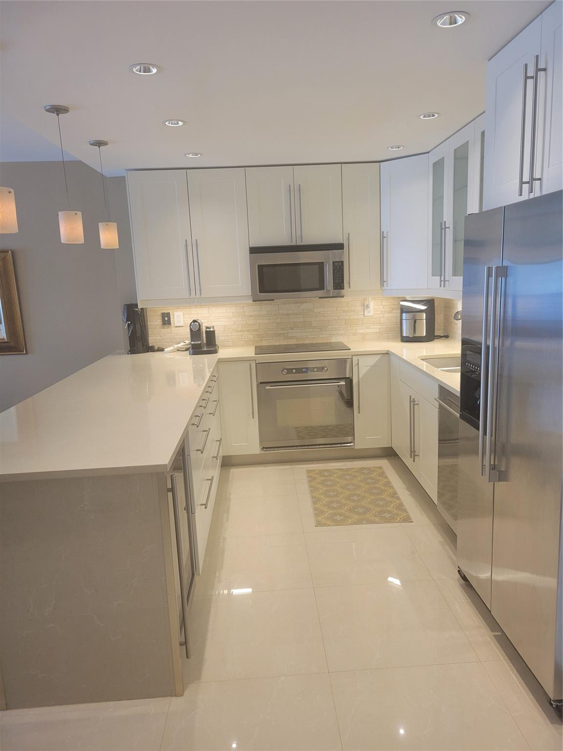 Sunny Isles Beach photo 2