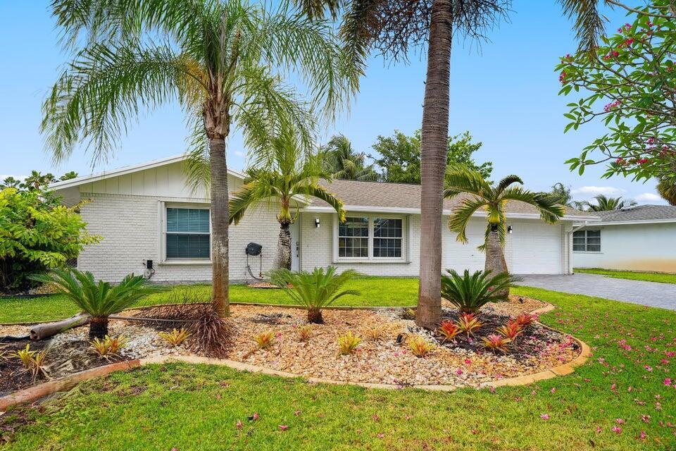 Palm Beach Gardens photo 2