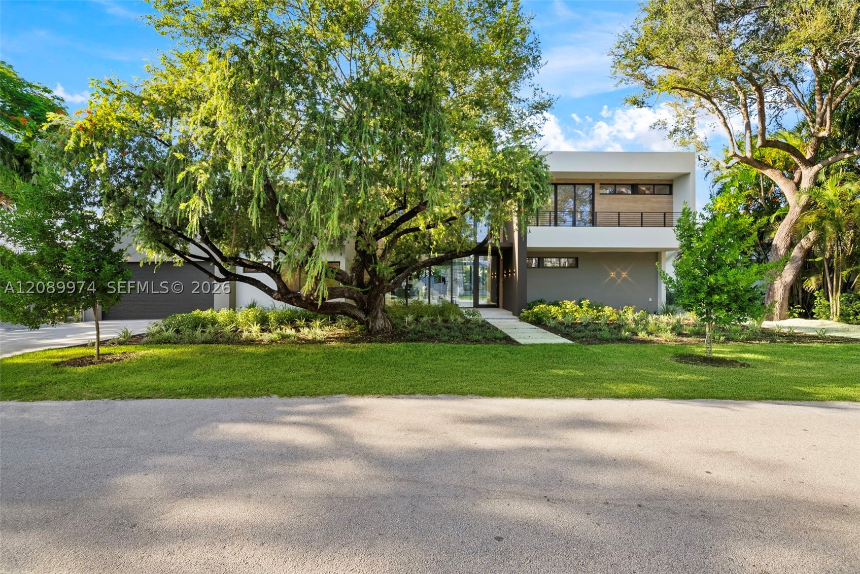 South Miami photo 2