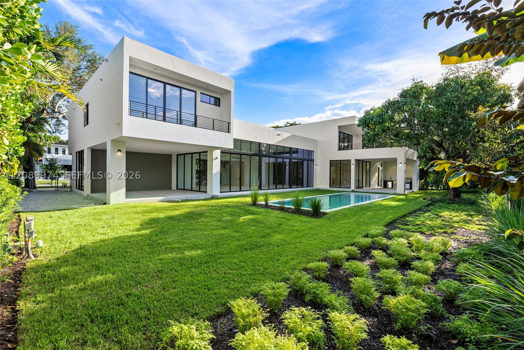 South Miami photo 5