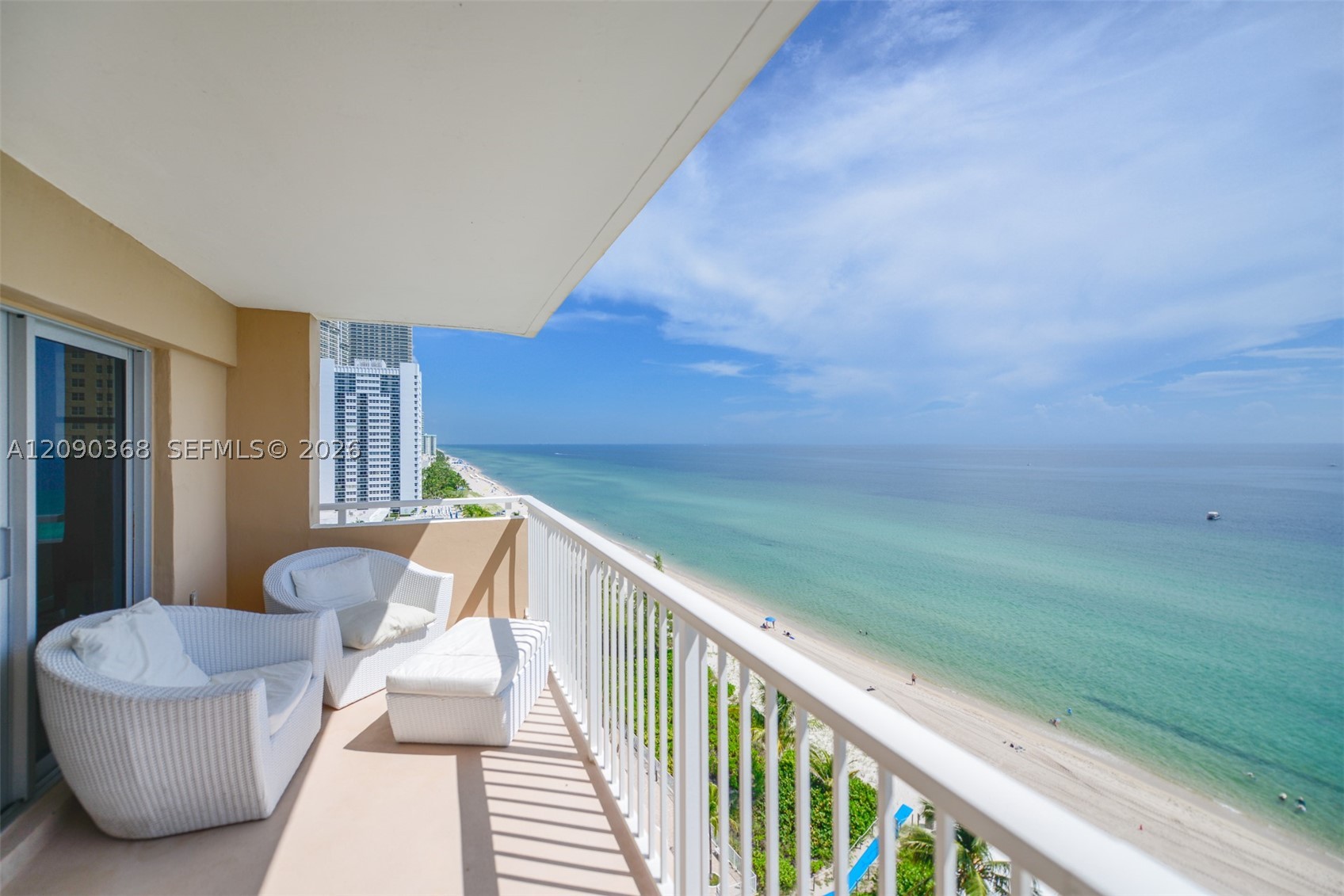 Hallandale Beach photo 4