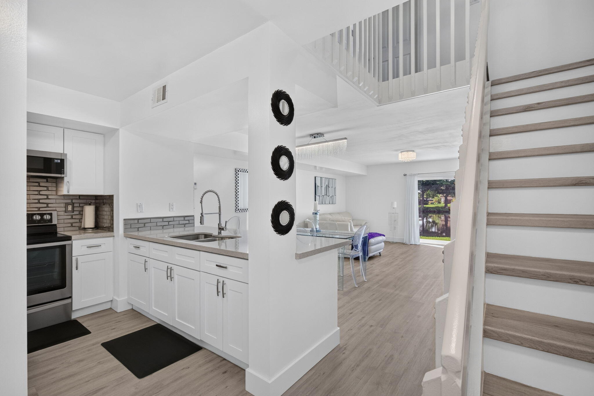 Pembroke Pines photo 4