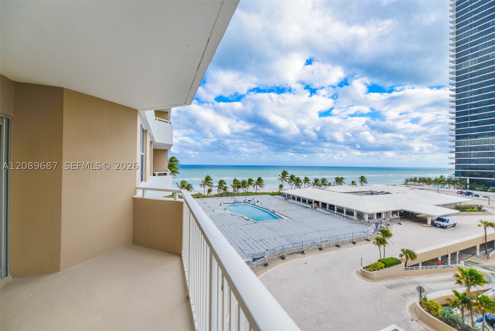 Hallandale Beach photo 4