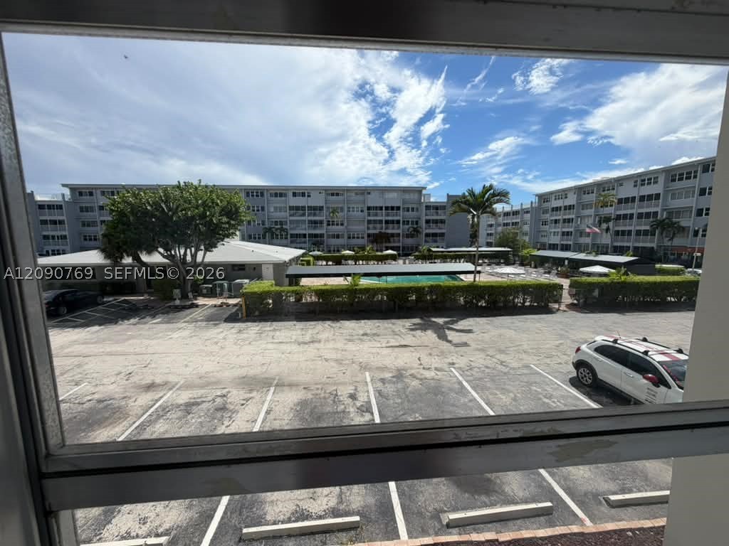Hallandale Beach photo 4