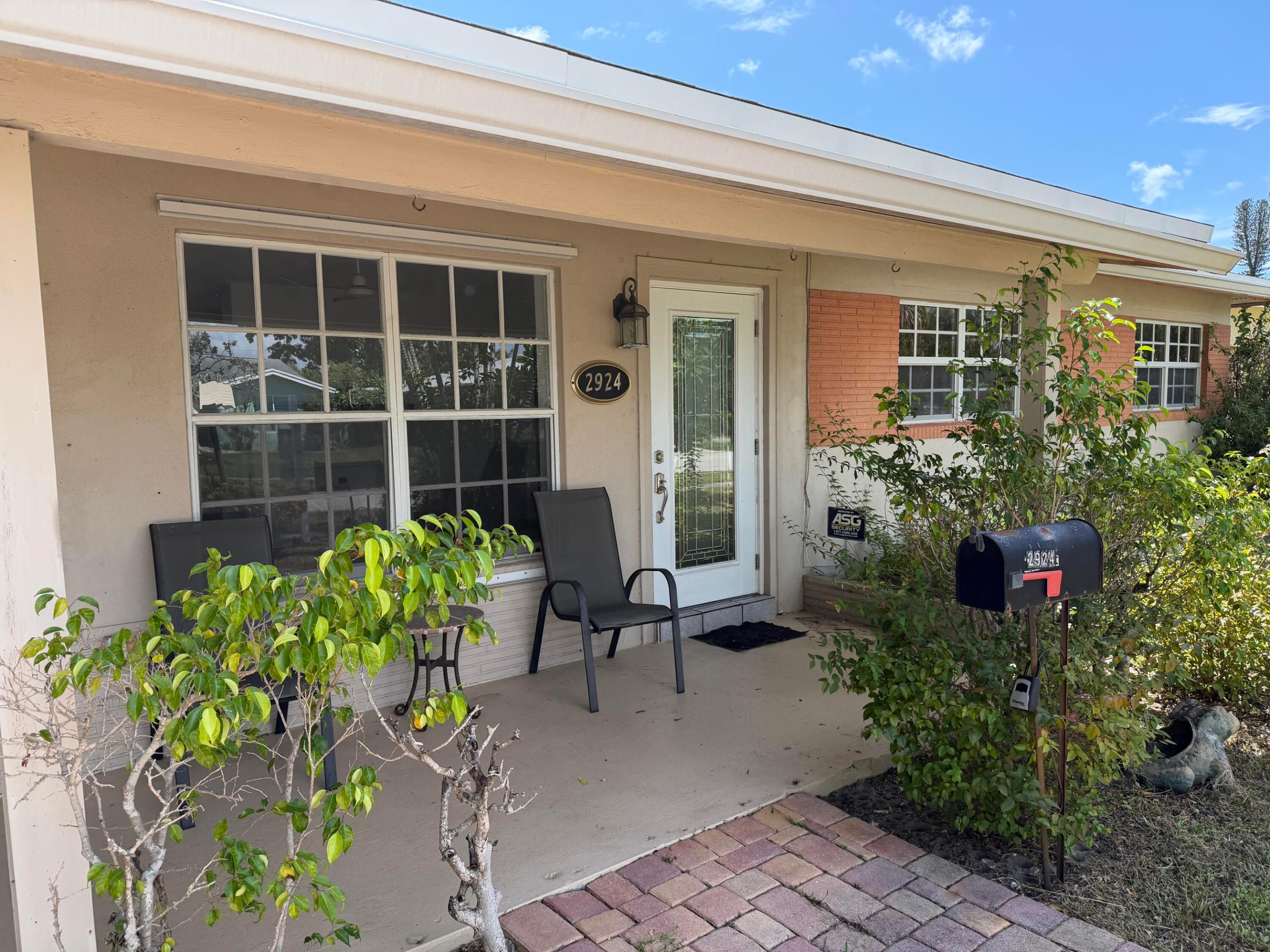 Wilton Manors photo 3