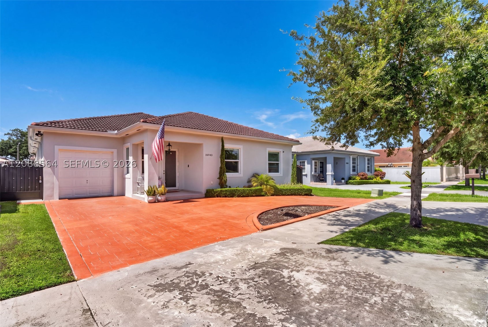 Miami Lakes photo 4