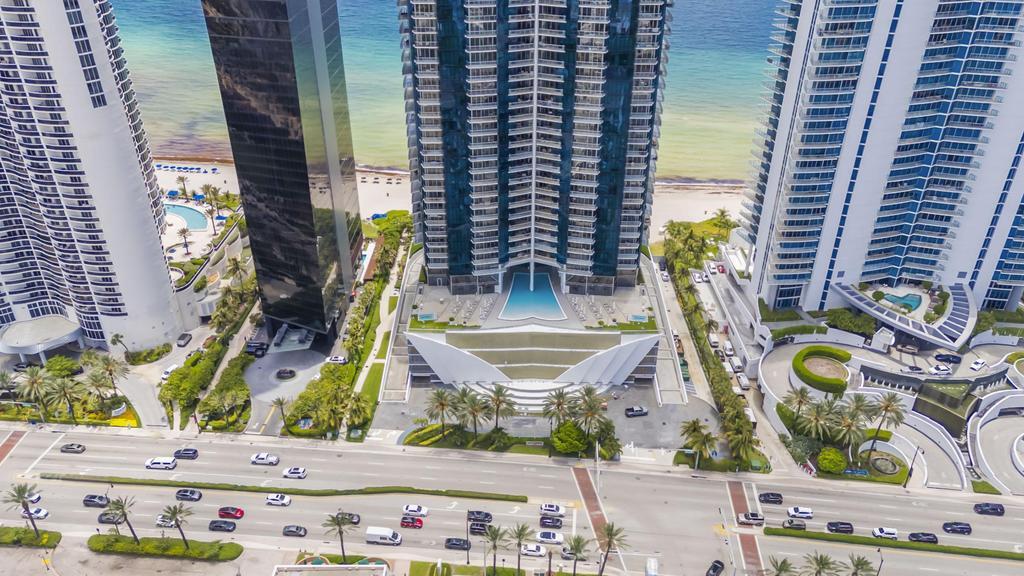 Sunny Isles Beach photo 4