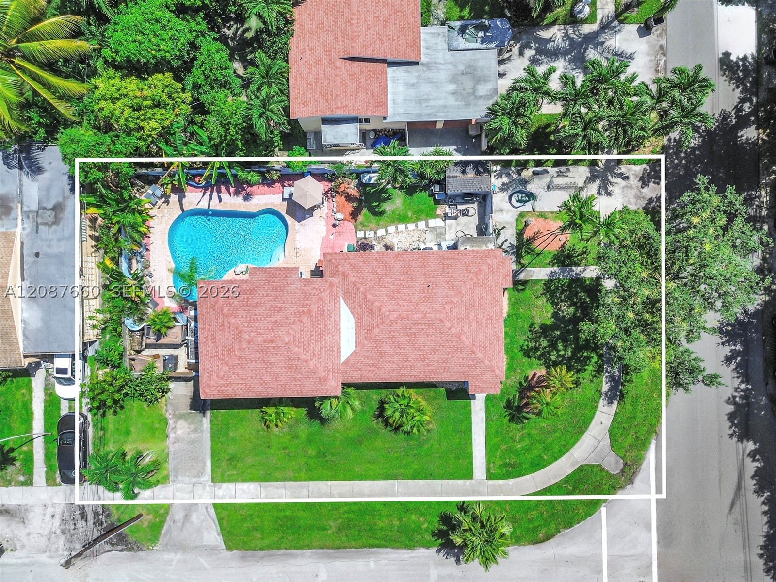 North Miami photo 3