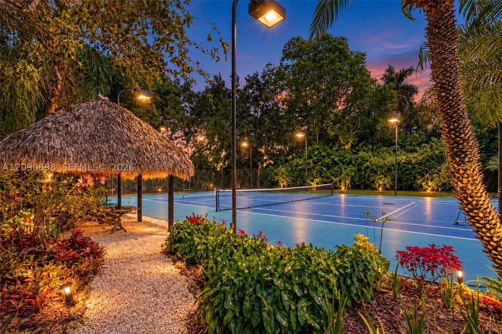 Pinecrest photo 2