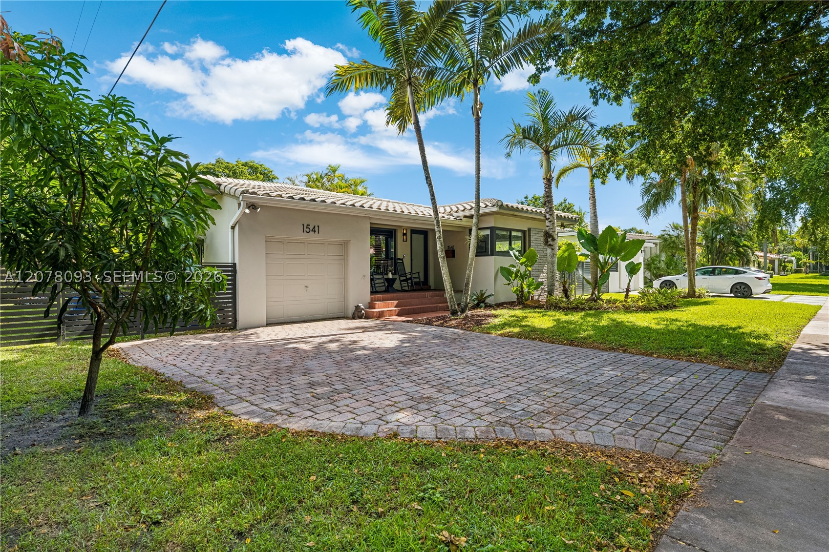 Coral Gables photo 2
