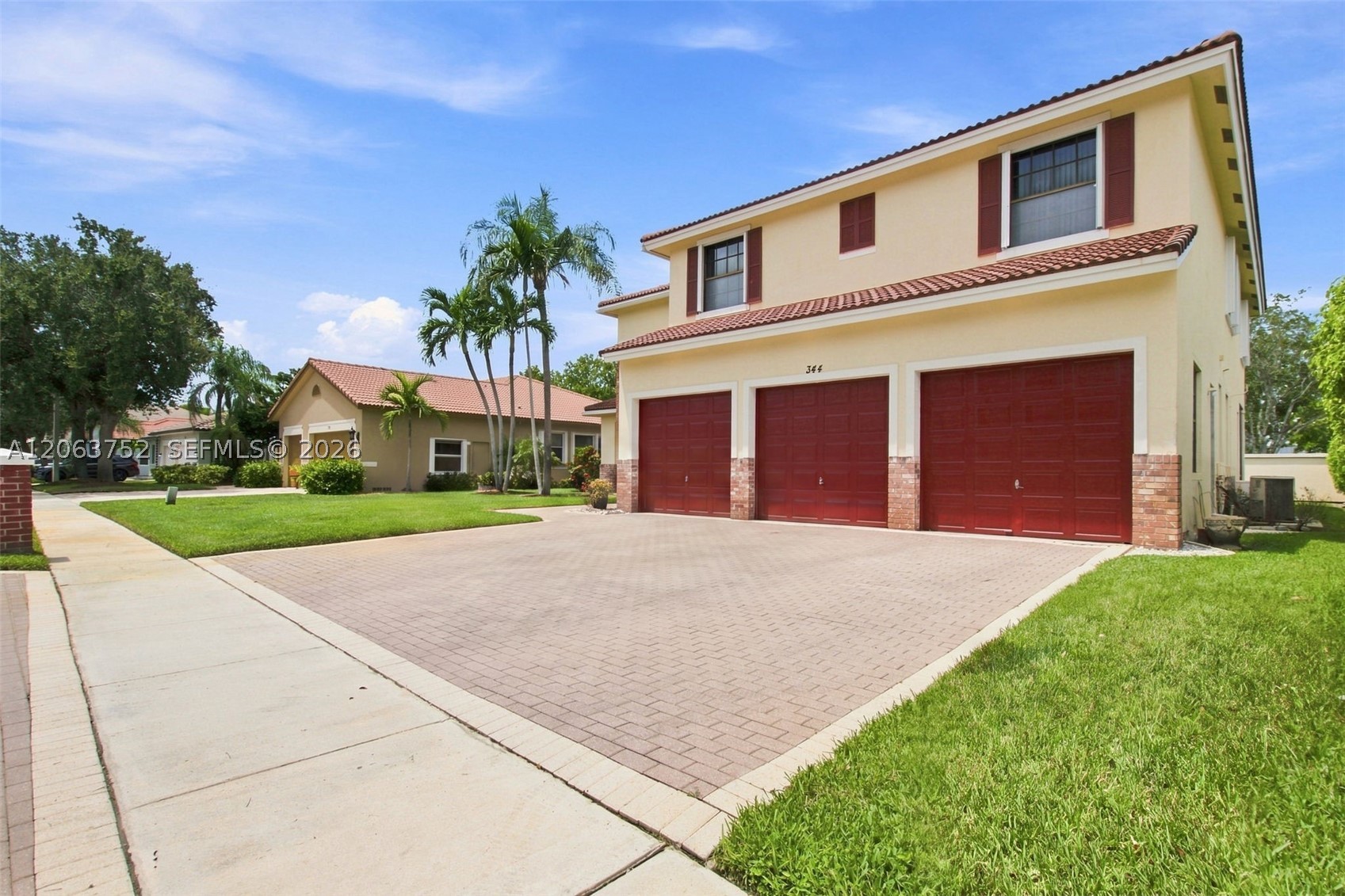 Pembroke Pines photo 3
