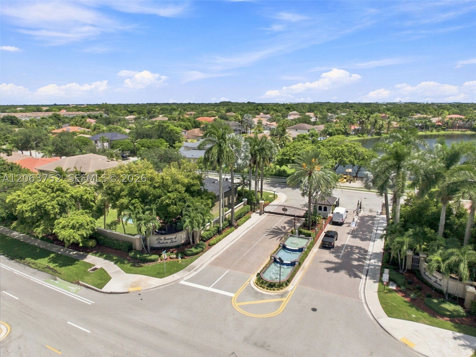 Pembroke Pines photo 4