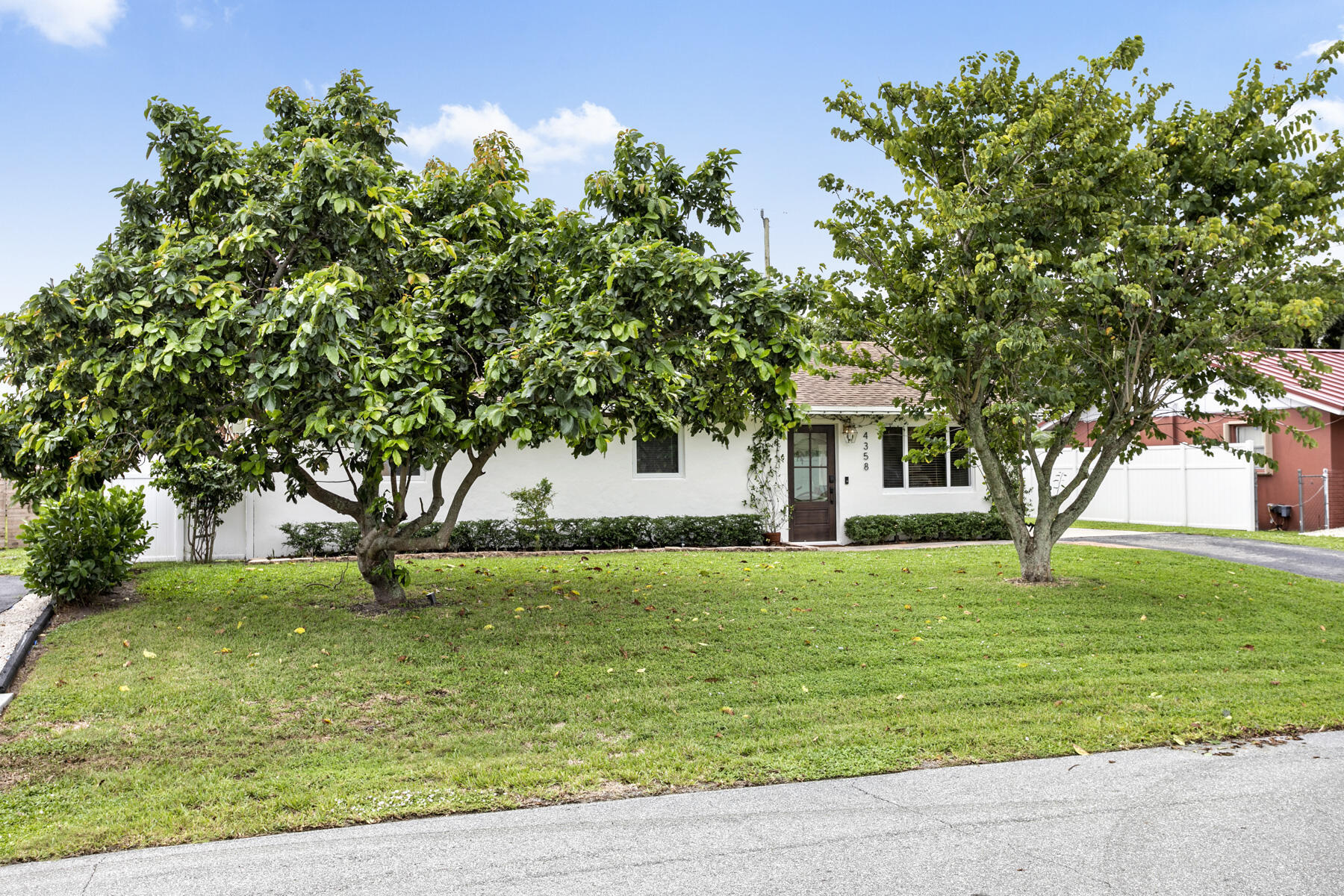 Palm Beach Gardens photo 2