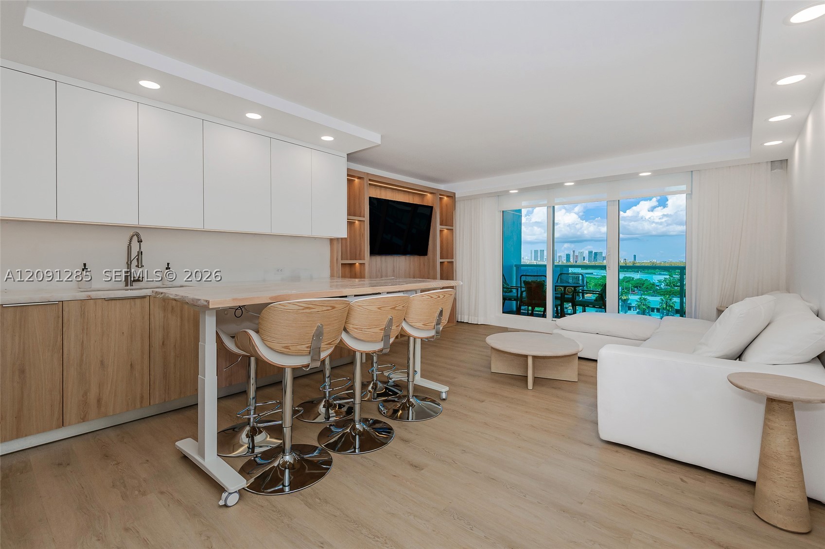 Miami Beach photo 2